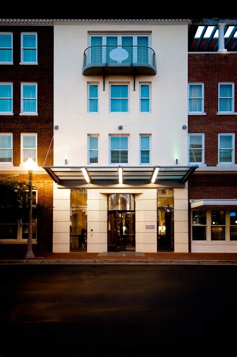 Alluvian hotel - Free Wi-Fi. The Alluvian Hotel is a cosmopolitan boutique hotel in the heart of the Mississippi Delta.The Alluvian boasts 45 luxurious rooms and five spacious suites and …
